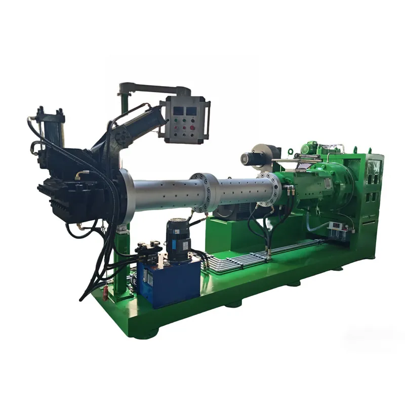 Экструдер для протекторных заготовок