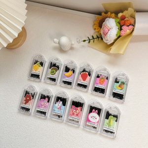 Маленькие заколки с мультяшным дизайном