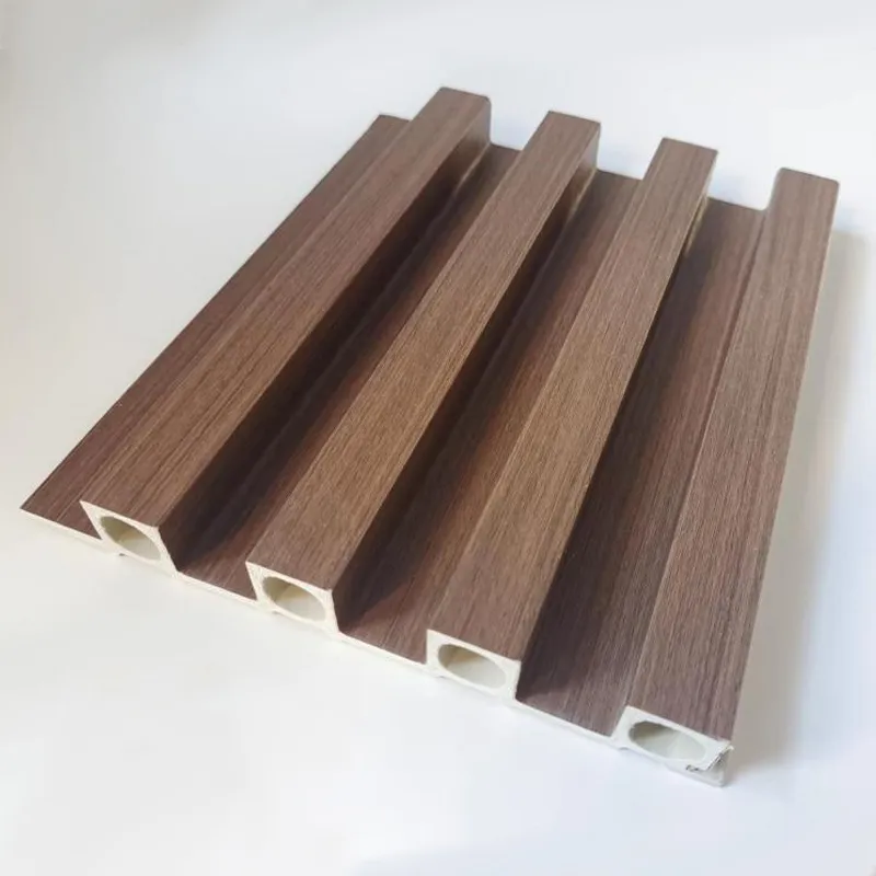 Огнестойкий бамбуково-древесноволокнистый решетчатый настил – безопасный декоративный материал для общественных мест