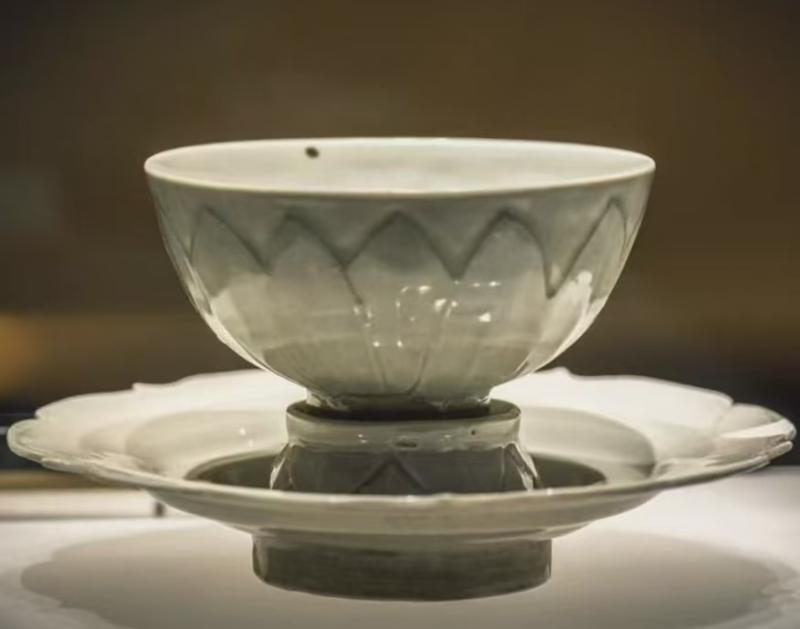 Продолжая традиции восточной керамики, мы поддерживаем тысячелетний огонь печей Фаньчана