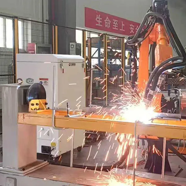 Интегрированная система пылеулавливания на сварочном горелке робота