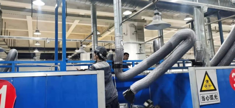 сварочно-вытяжной всасывающий рычаг