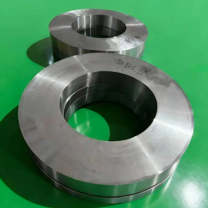 Высококачественные соединительные фланцы для тяжелого оборудования, предназначенные для высокотехнологичного металлургического оборудования, дебютируют на рынке, укрепляя барьер соединения для тяжелого оборудования