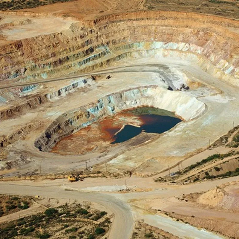 Концентрация мировых запасов меди продолжает расти: на долю десяти крупнейших рудников приходится 28% добычи, что является рекордным показателем.