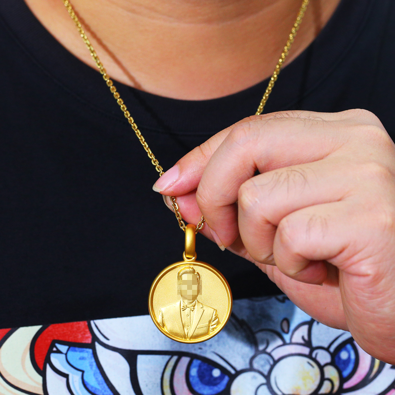 Возникли трудности с подбором стиля или уходом за кулонами? Foshan Jingong Jewelry Co., Ltd. предлагает решения