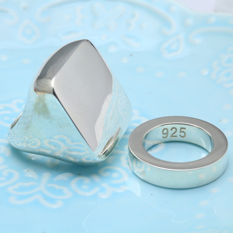 Кольцо на большой палец (модель 1)