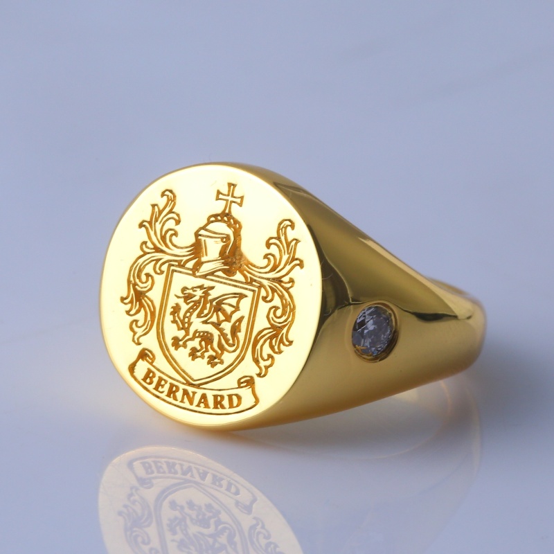 Кольцо-печатка с серебряным позолоченным покрытием