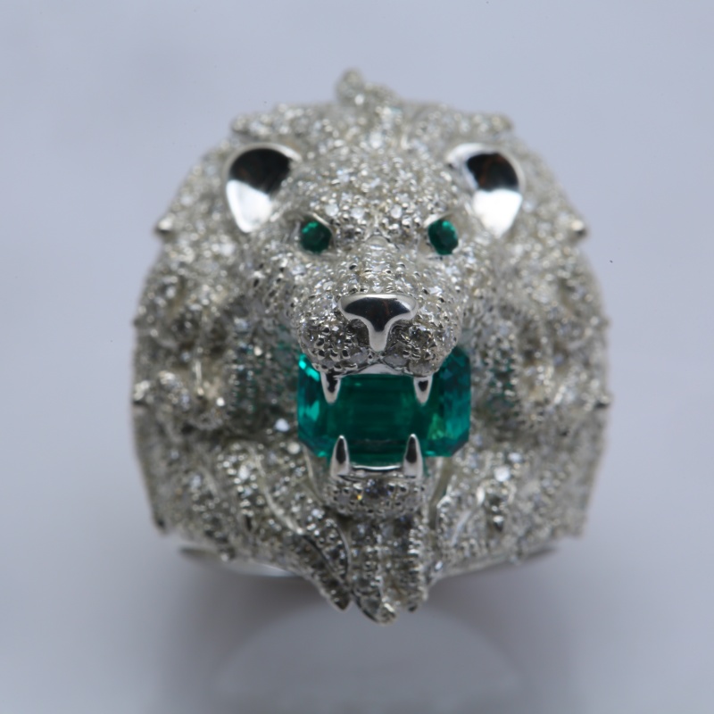 Кольцо со львом из серебра 925 пробы