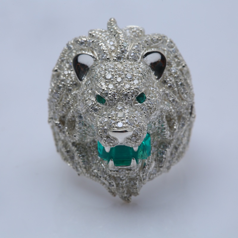 Кольцо со львом из серебра 925 пробы