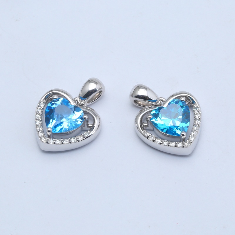 Кулон в форме сердца из серебра 925 пробы