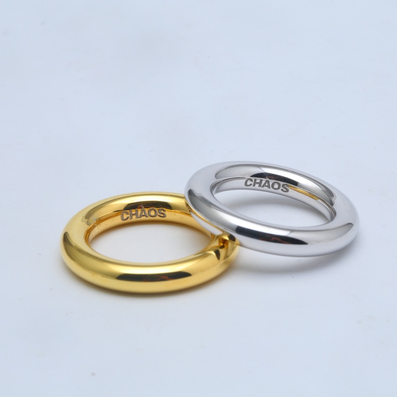 Двухцветное многослойное кольцо