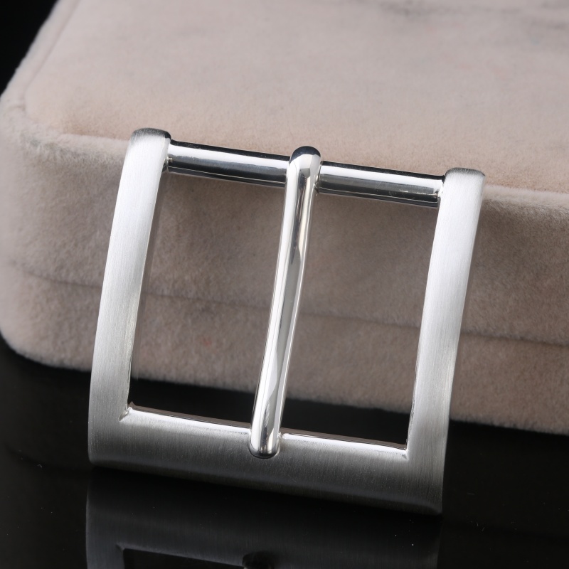 Серебряная пряжка для ремня