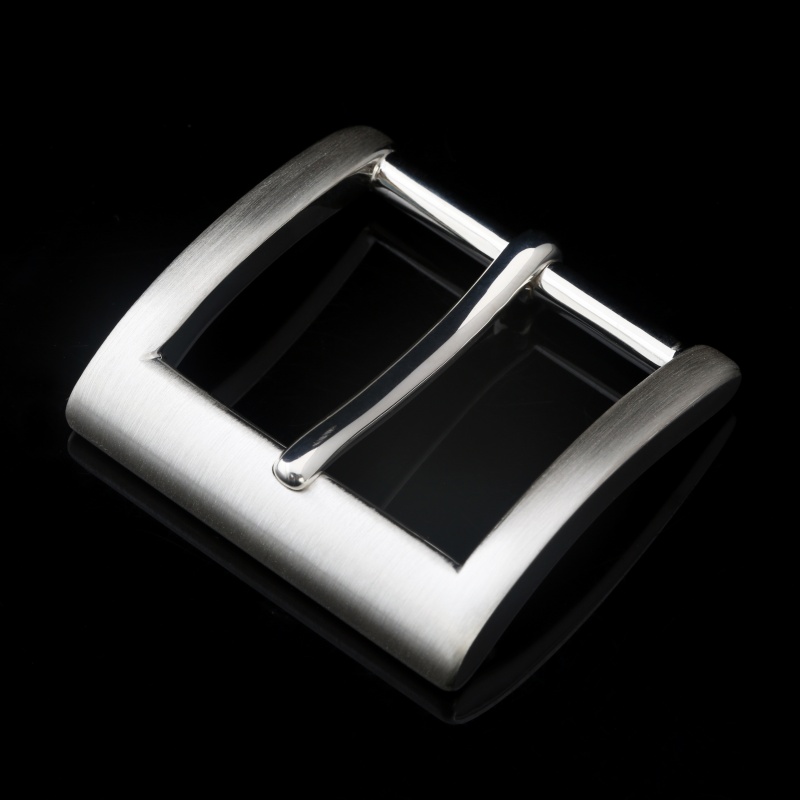 Серебряная пряжка для ремня