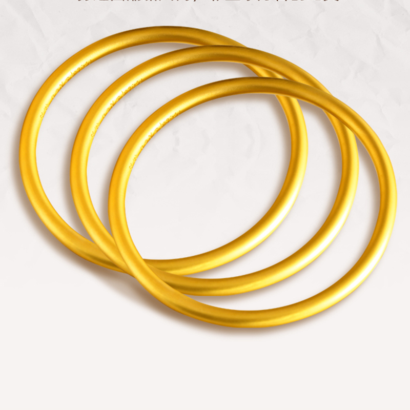 Золотой сплошной цилиндрический браслет