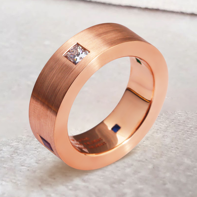 Кольцо с квадратными бриллиантами из розового золота 18 карат