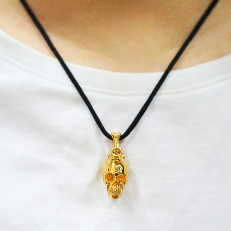 Кулон черепа из золотого золота