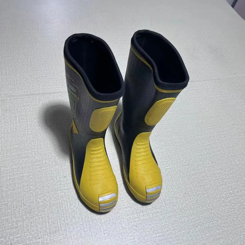 Пожарные защитные ботинки