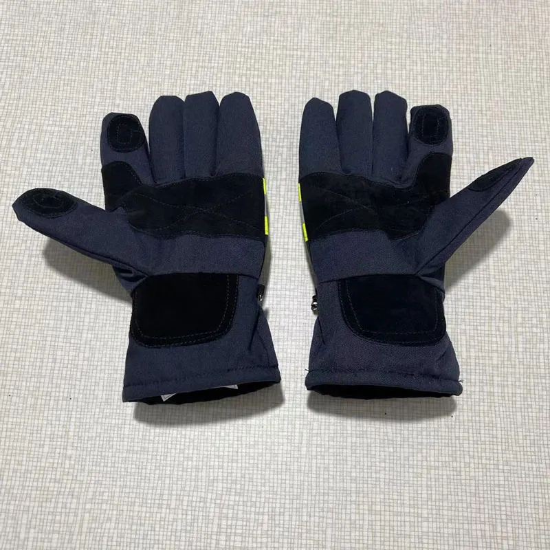 Теплоизоляционные перчатки пожарные