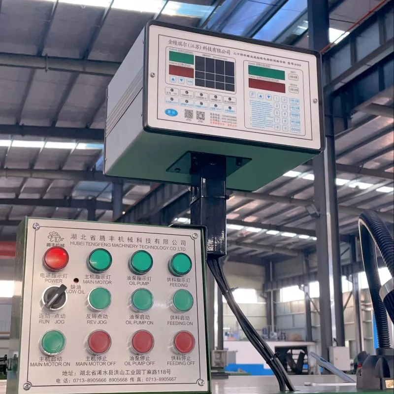 Универсальная высокоэффективная машина для производства винтов для индивидуальных решений в области крепежных изделий D8-150