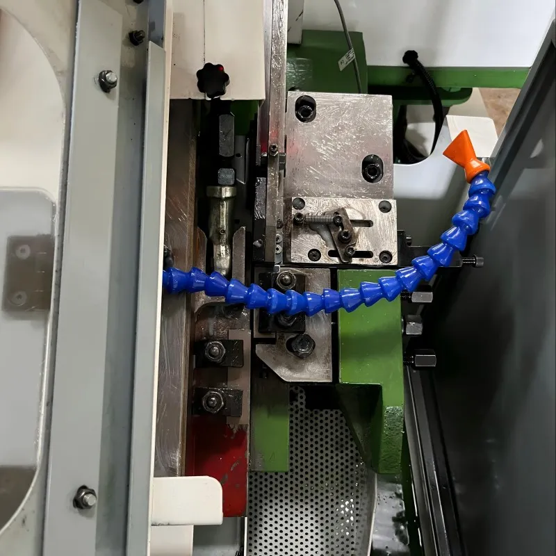 Заводская цена Резьбонакатная машина с редуктором для изготовления винтов из нержавеющей стали для гипсокартона Винторезная машина R3-20Z