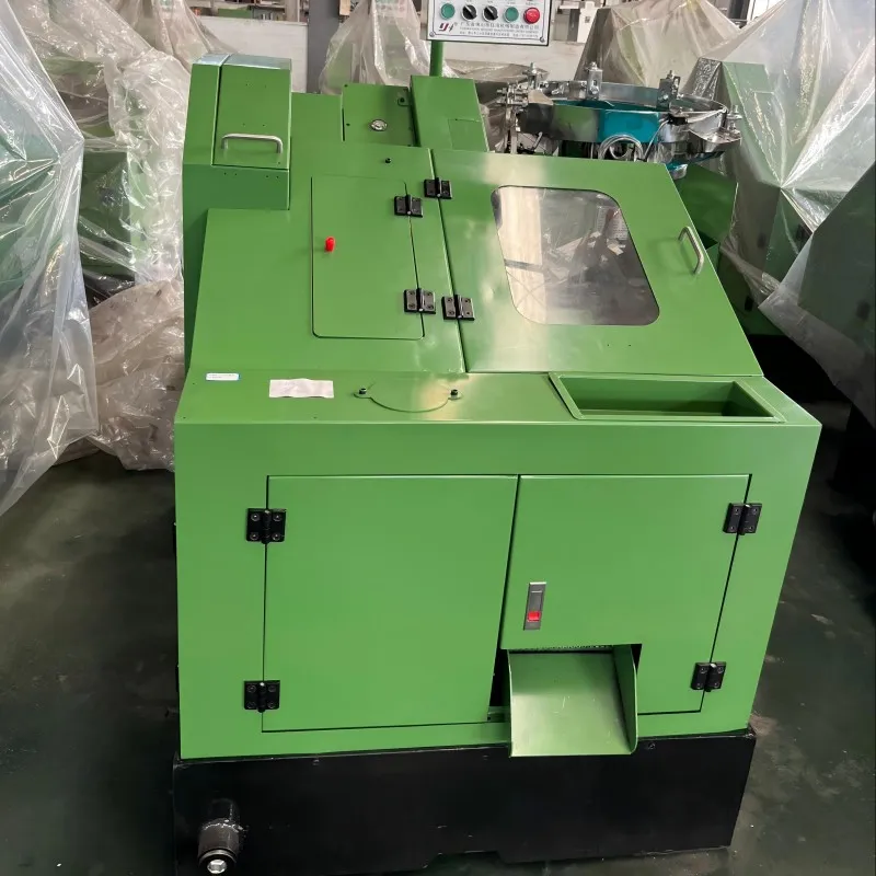 Новая модель CR5-55T Проста в эксплуатации и обладает высокой скоростью нарезания резьбы на болтах