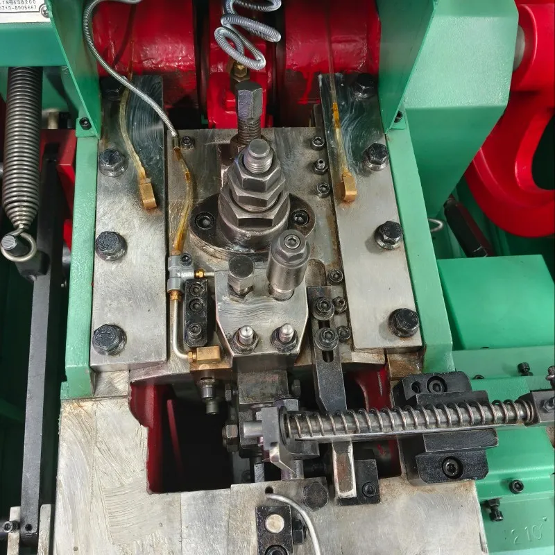 Высококачественная полу-трубчатая машина для холодной высадки заклепок, машина для изготовления гвоздей, машина для изготовления винтов DL5-40A