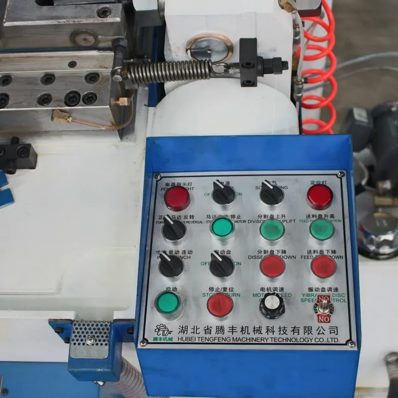 Высокоскоростная и прецизионная самосверлящая машина для изготовления ковки с хвостовым концом для сверления винтовых наконечников-CN14-127