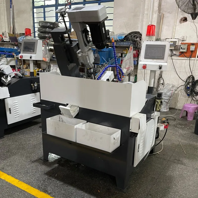 Наклонный 92-сервисный полностью автоматический резьбонарезной станок BH6516