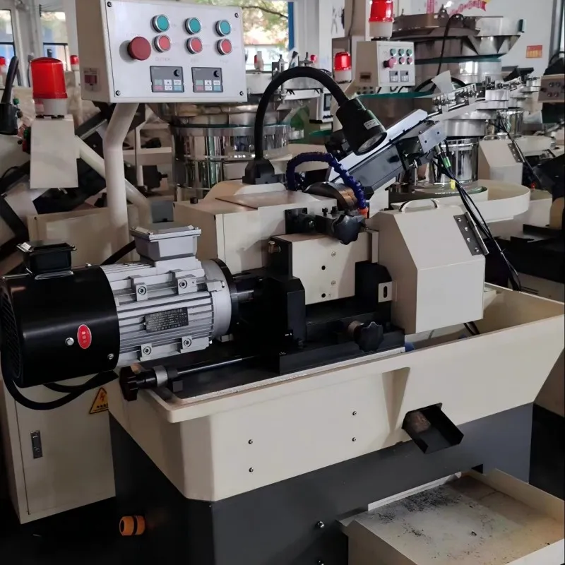 Высокоточный винтовой фрезерный станок без заусенцев для чистой и точной обработки резьбы ZX1.2-4