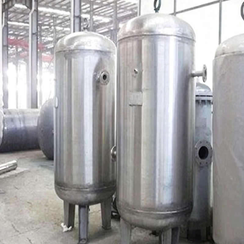 Оборудование от ООО «Датун Чжунсинь Сосуд под Давлением»: серийные поставки мерных и приемных емкостей, адаптированных для потребностей хранения и транспортировки в различных отраслях русскоязычного региона