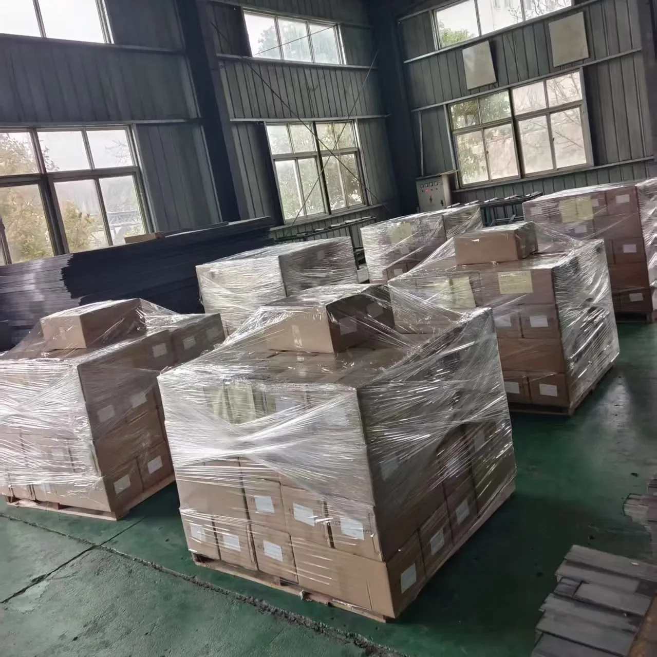 Хубэй Хонда Цинли: Новое расширение на зарубежных рынках — колеса для AGV-транспортеров с подъемной функцией успешно отправлены в Австралию