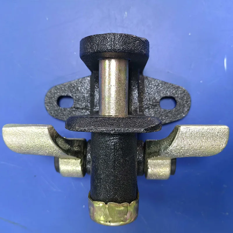 Передние и задние буксировочные крюки для буксировки оборудования Geely