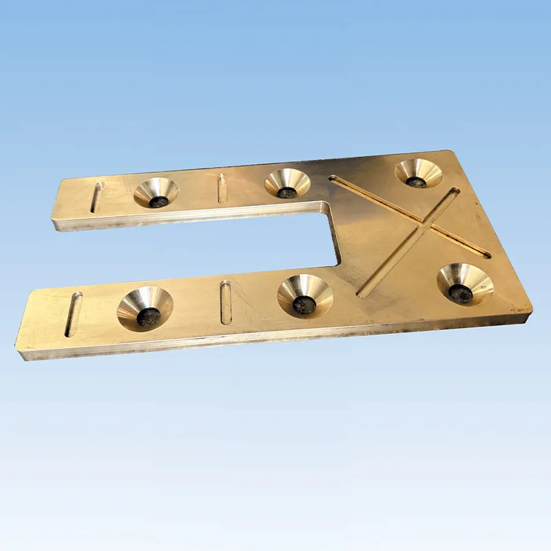 Нижняя скользящая пластина выдвижной опоры