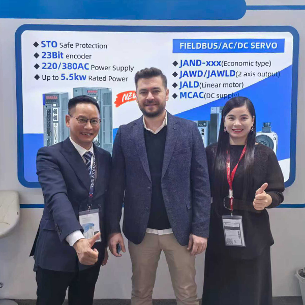 Компания Shenzhen JMC представила свою продукцию на выставке SPS в Германии: китайское производство завоевало высокое признание на европейском рынке