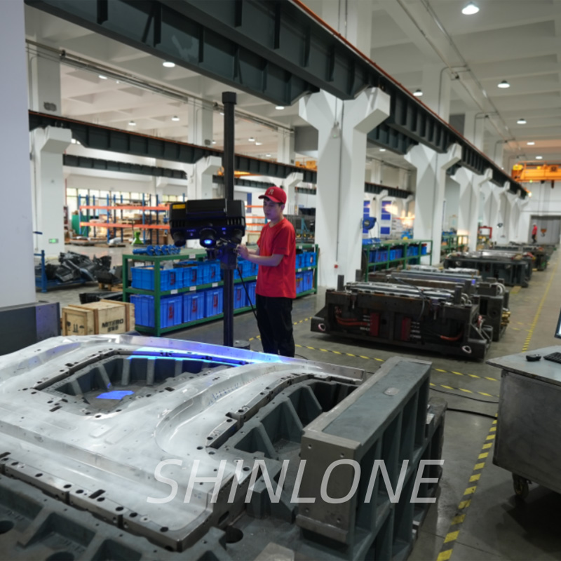 Xunlong Zhizao Co., Ltd компаниясының автомобиль есік сақиналарына арналған термоформингтің жаңа буыны жаппай өндіріске еніп, электр көлігінің корпустарын жеңілдетуге ықпал етті.