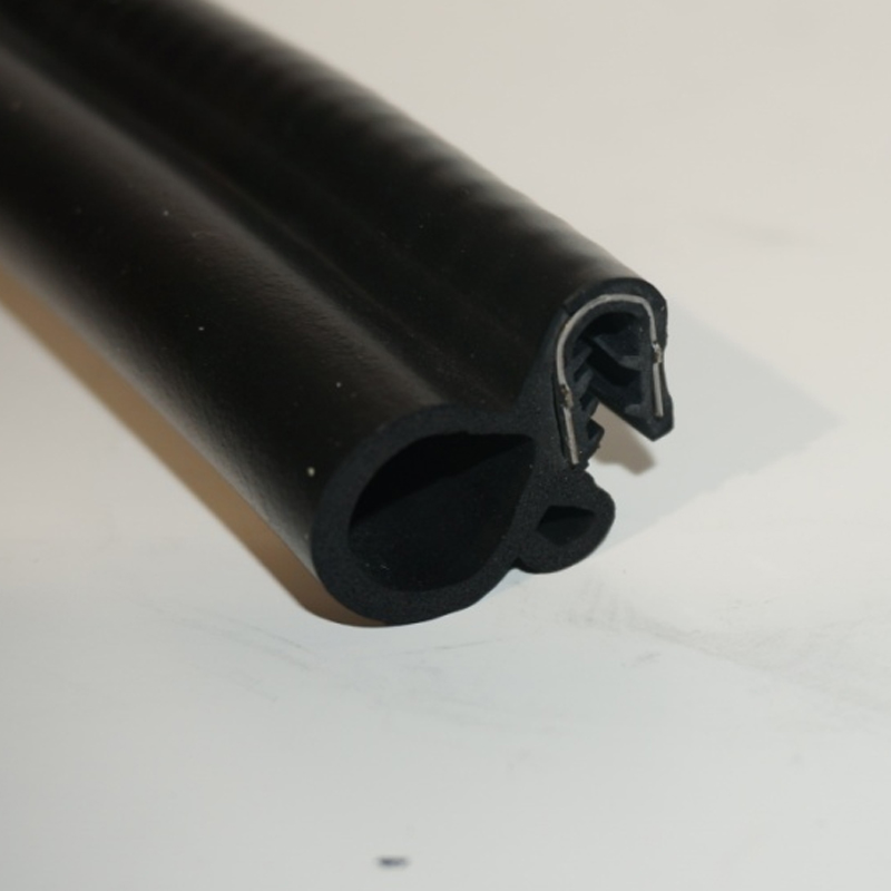 Резиновый уплотнитель EPDM с металлическим каркасом
