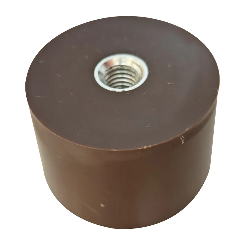 Заземляющий изолятор на среднее и низкое напряжение