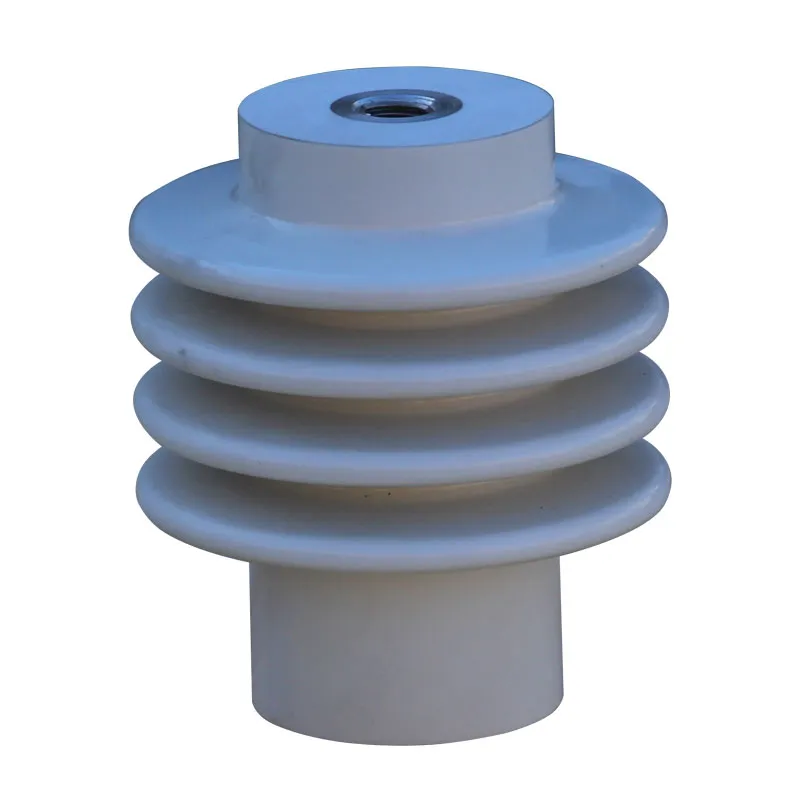 Изолятор с заземляющим переключателем