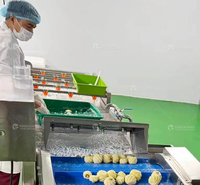 pineapple peeling machine