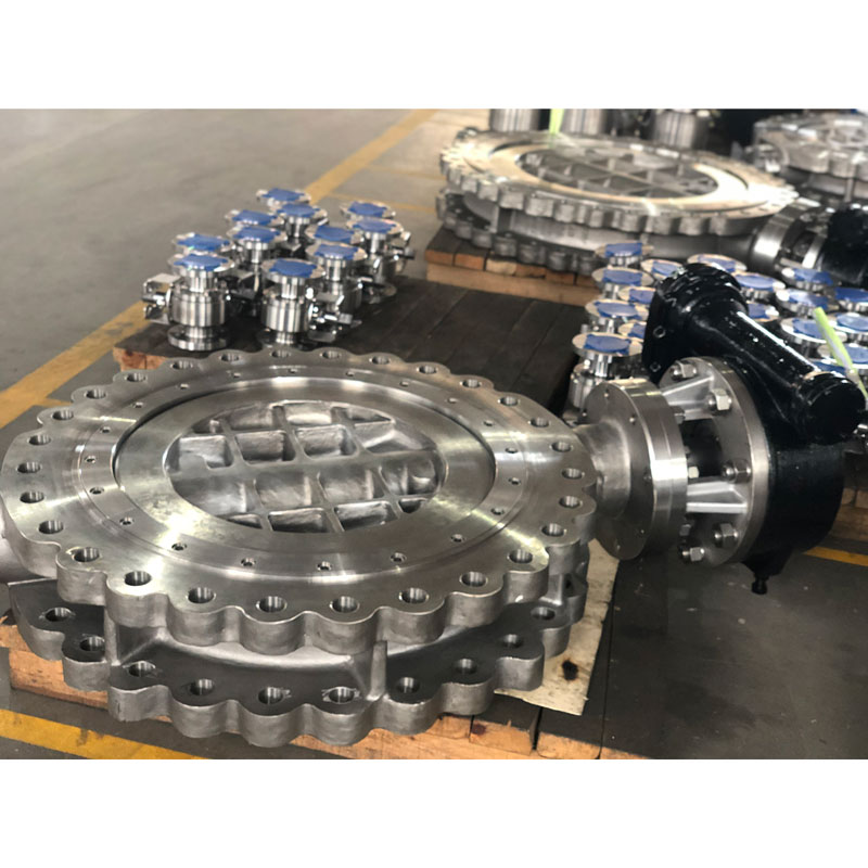 Поворотные затворы из монеля