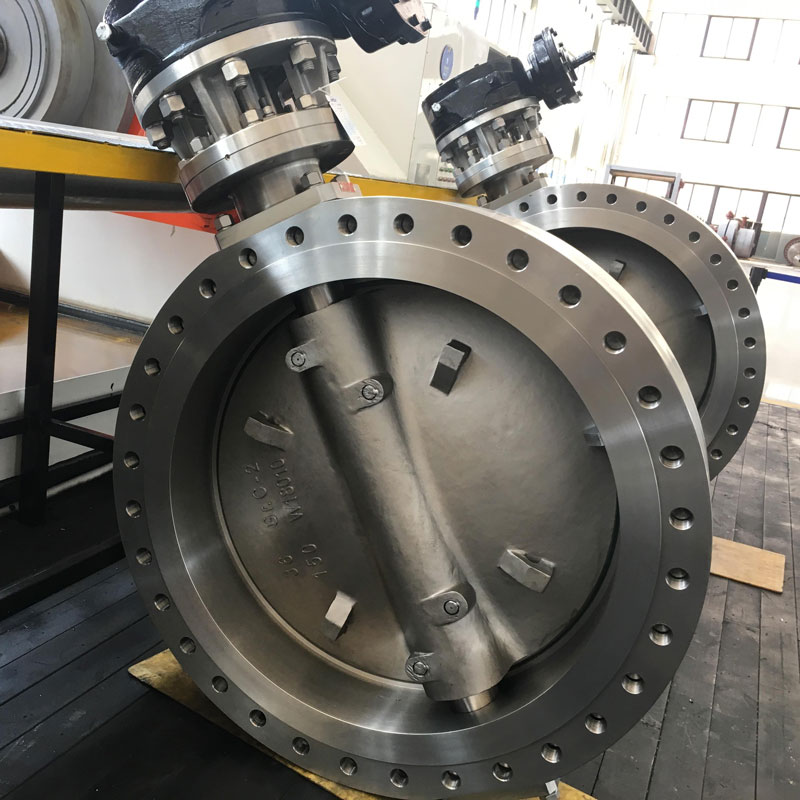 Титановые поворотные затворы