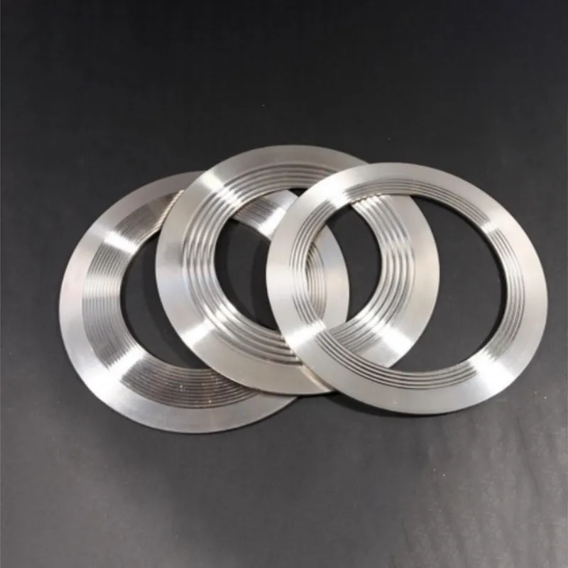 Металлическая волнисто-зубчатая прокладка