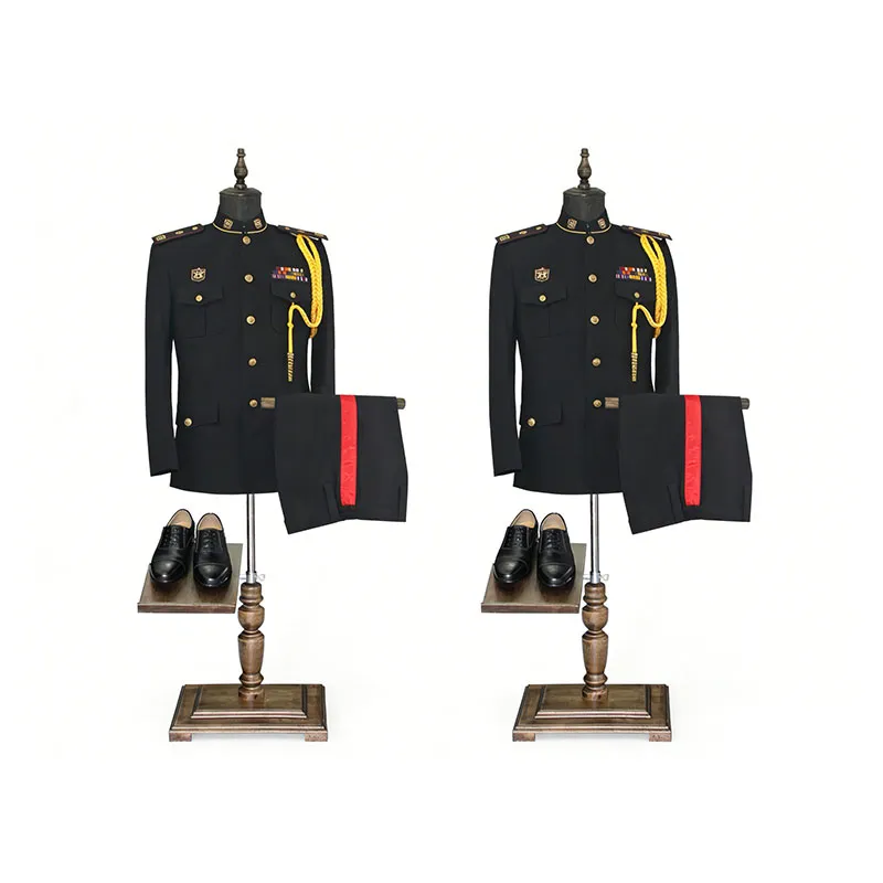 Костюмы для реквизита кино и телевидения