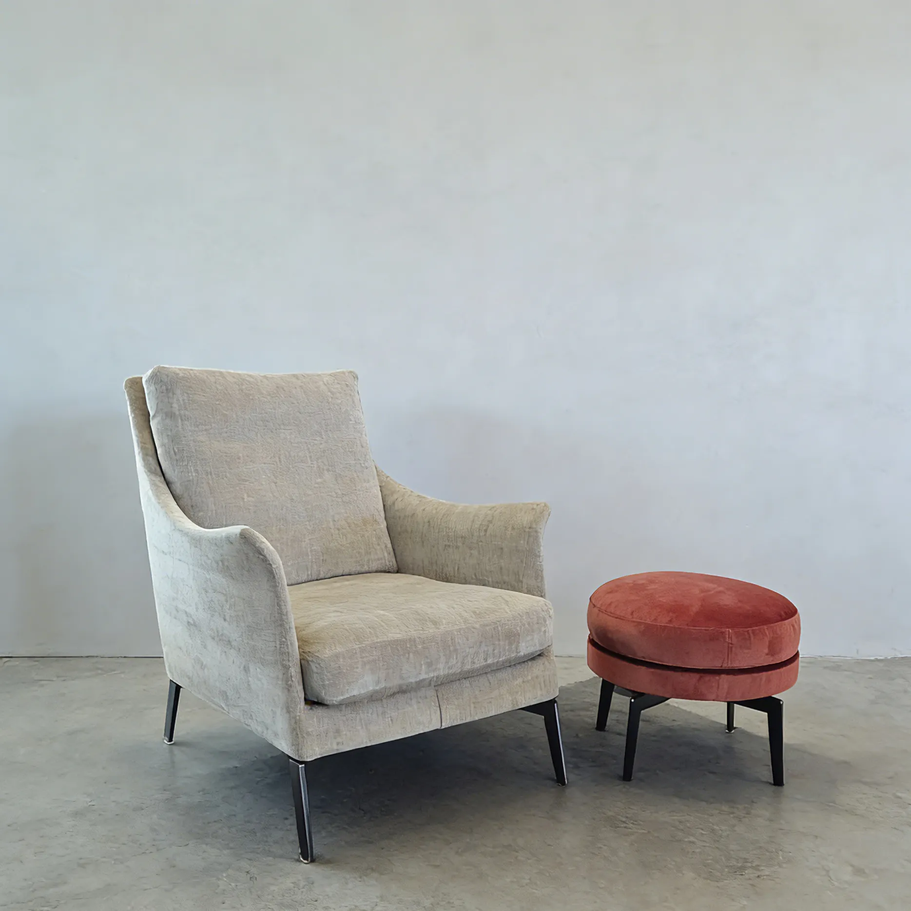 Кресло Boss Greige из ткани