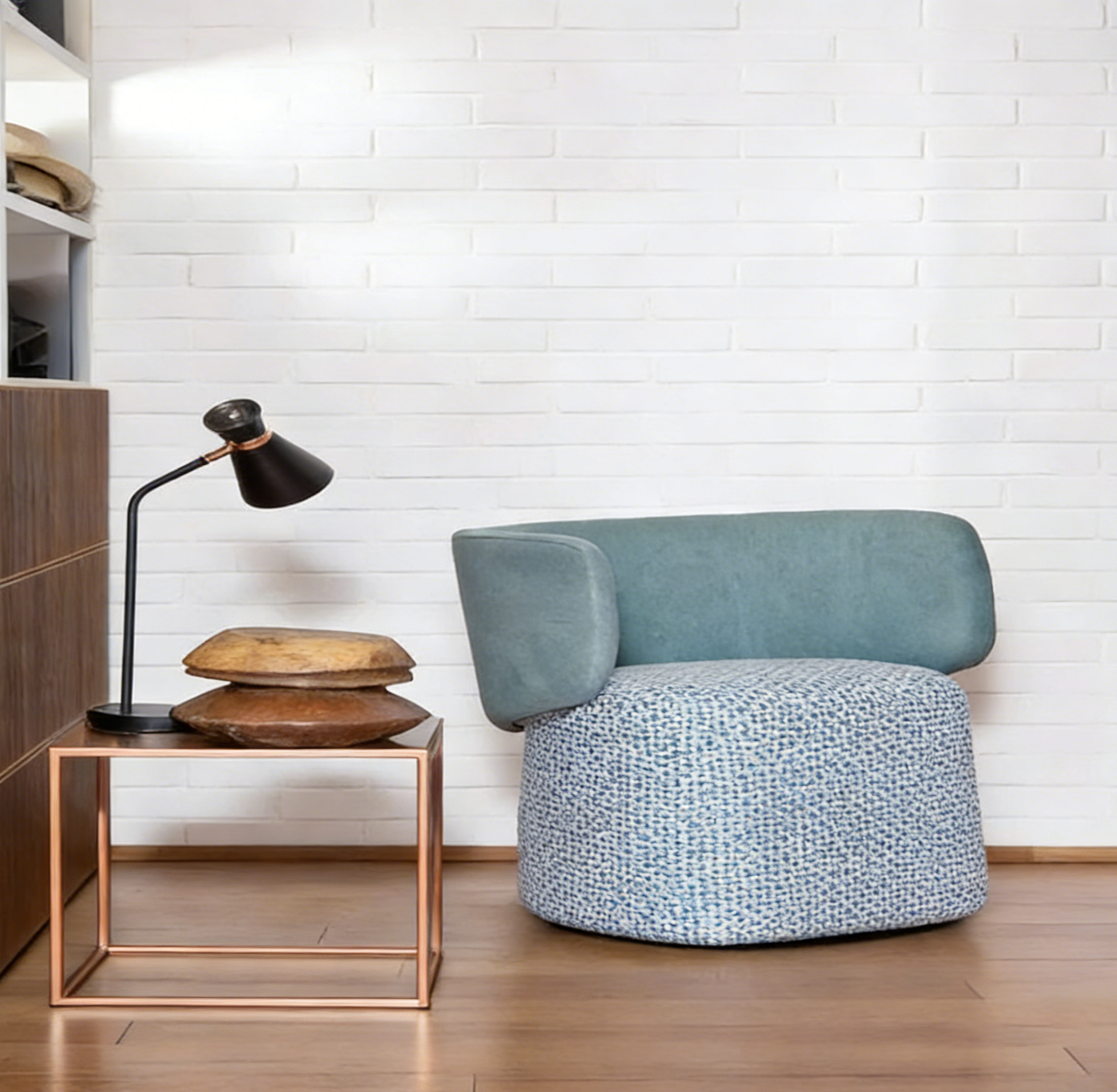 Джиро Кресло