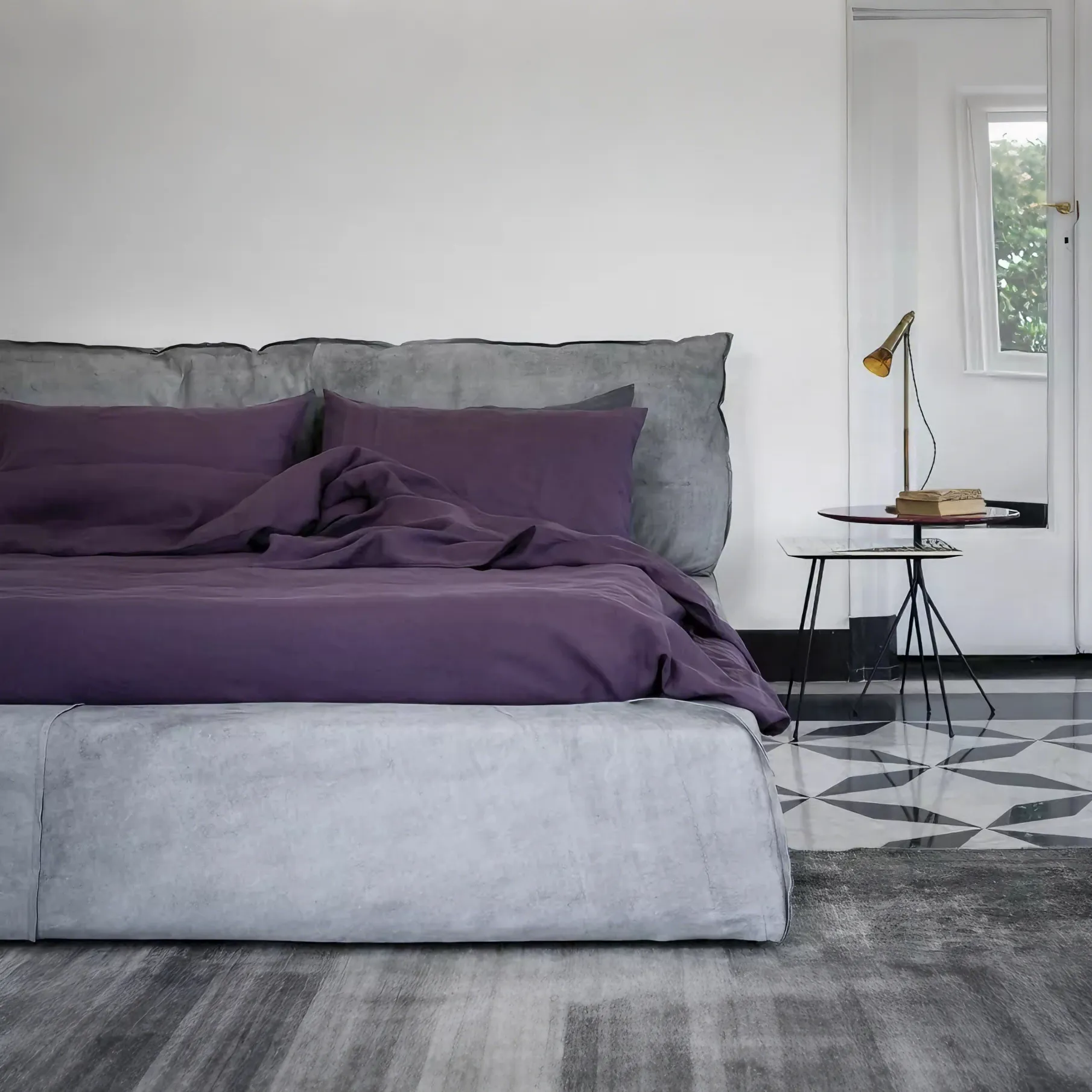 Парижская Кровать