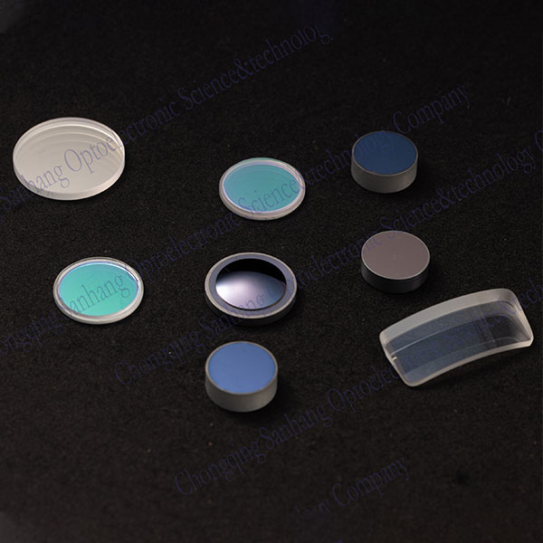 Призменно-линзовые комбинации