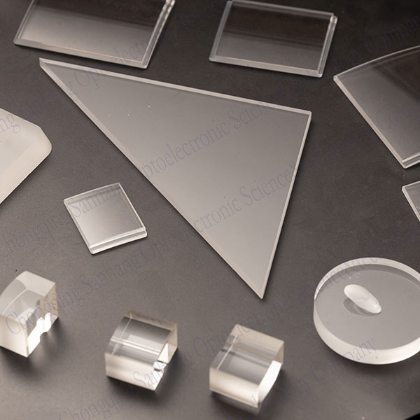 Призменно-линзовые комбинации