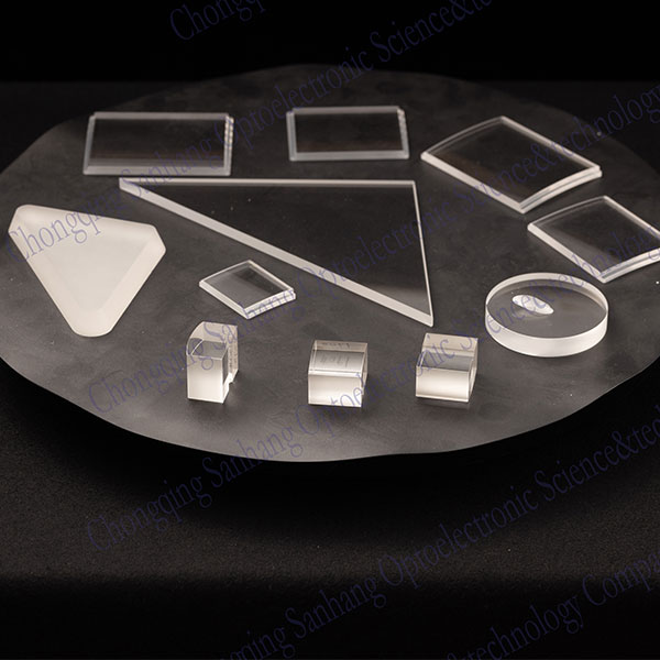 Призменно-линзовые комбинации