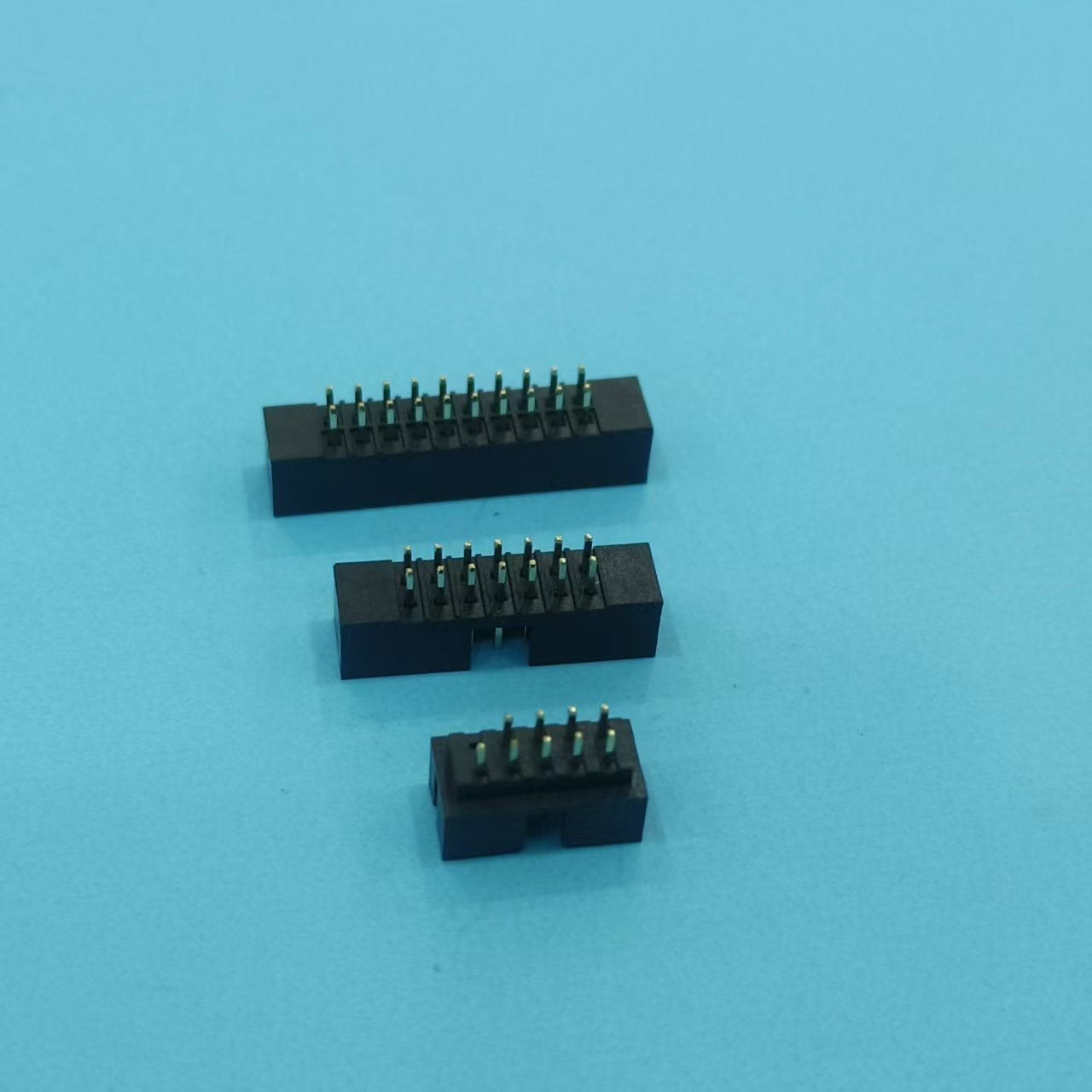 B410-SGN-D029-XX 2.0Box Header H5.6  W5.5  180°  2XXP NL-6T